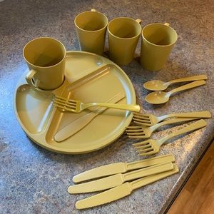 1970’s picnic pack